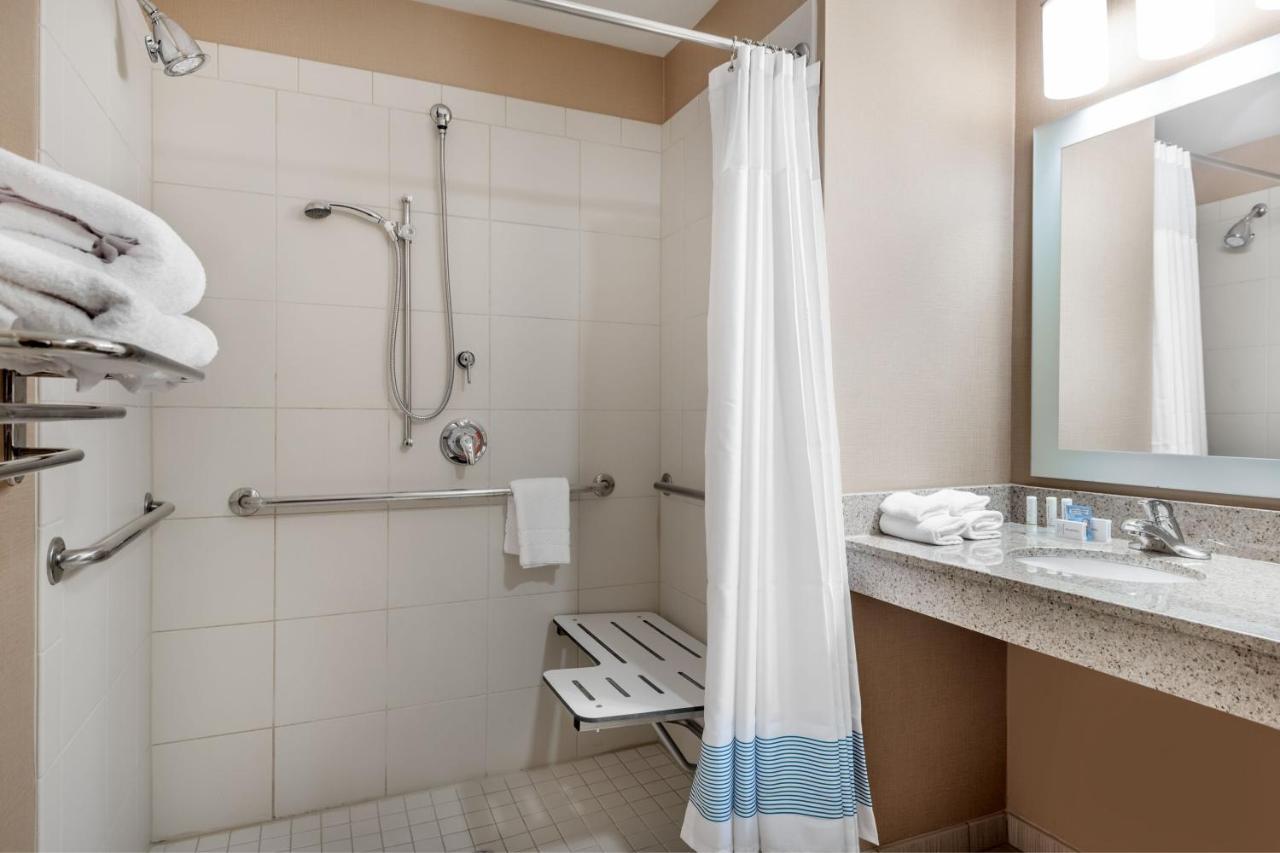 Towneplace Suites By Marriott Charlotte Mooresville Eksteriør billede